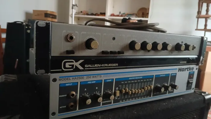 Cabeçote GK 400RB + Caixa 4x12 aceito troca 