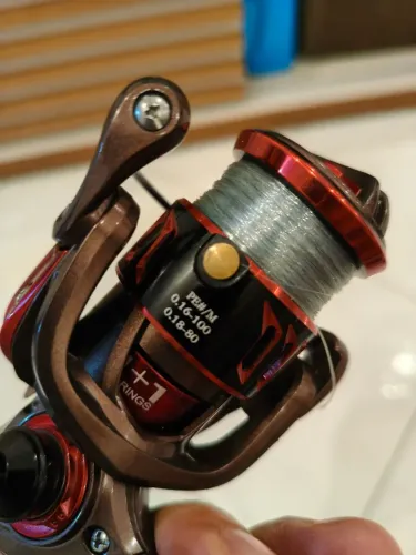 Molinete deukio kr800 impecável