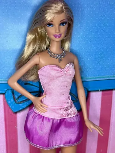 Barbie Glitter Glam