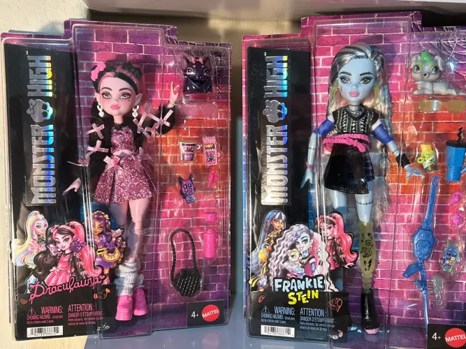 Combo bonecas monster high g3 core refresh 2 Draculaura e Frankie Stein lacradas na caixa