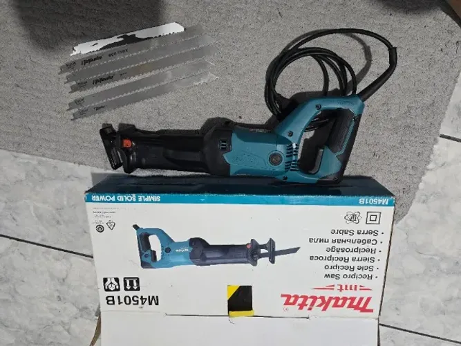 vendo serra sabre 220v seminova 