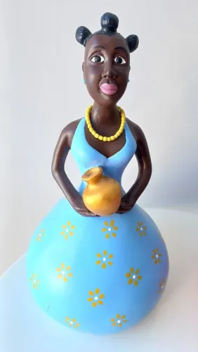 Bonequinha africana