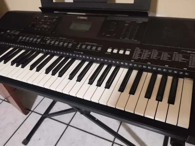 Teclado Yamaha PSR 463