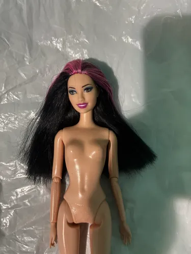Boneca Barbie Fashionista Raquelle