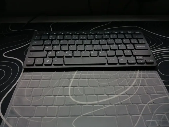 Teclado Bluetooth preto