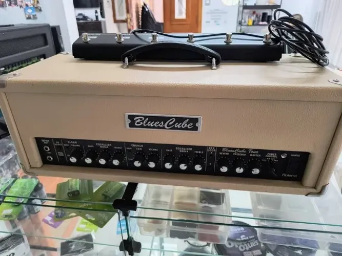 Cabeçote Roland Blues Cube Tour 100 Watts Rms