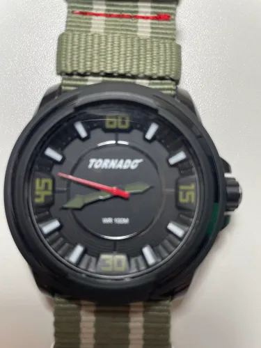 Relógio Masculino Tornado 521G Esportivo (WR 100m / 10 ATM) - Pulseira NATO Militante