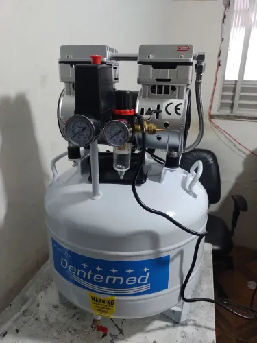 Compressor de ar odontológico novo