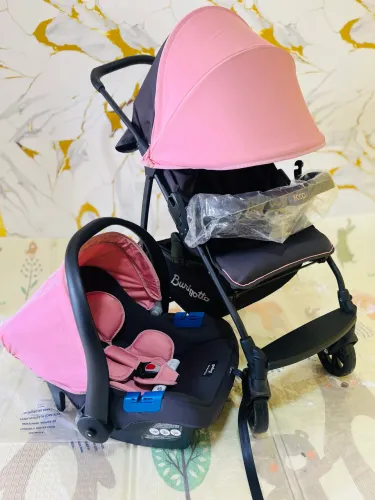 Carrinho de bebê e bebê conforto kit NOVO 