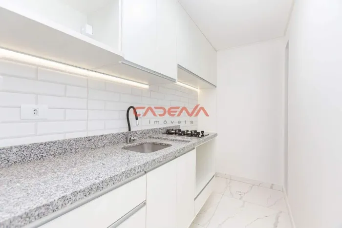 Apartamento com 1 quarto e 1 vaga para aluguel no Portão