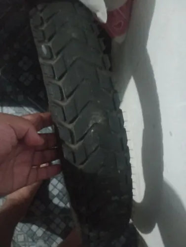 Pneu meia vida 90-90-19 Bros 