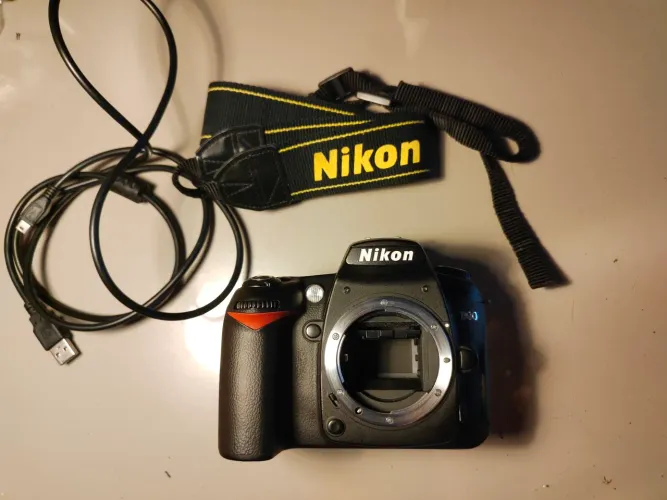 Nikon D90 para peças ou reparo