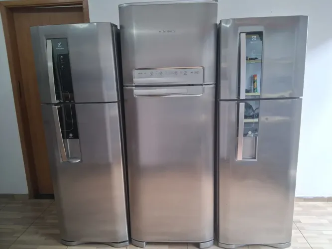 GELADEIRA ELETROLUX INOX FROST FREE 
