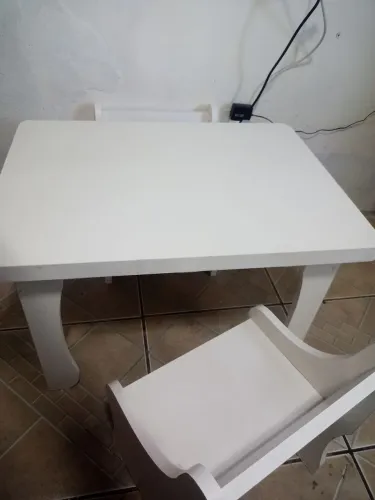 Mesa infantil