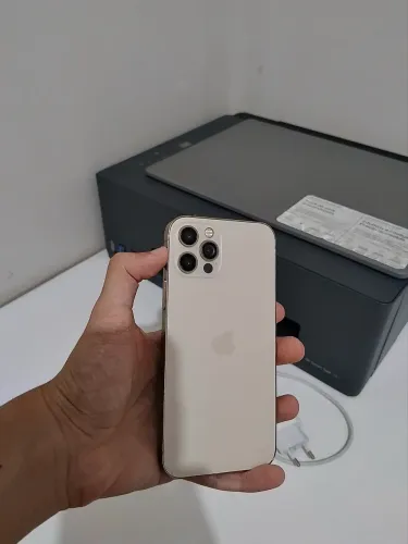 iPhone 12 Pro - Oportunidade!