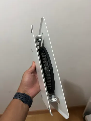 Supoete ajustavel de metal para notebook