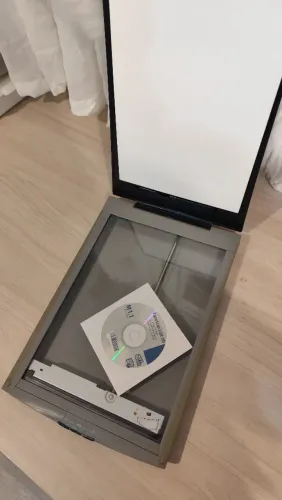 Scanner CanoScan LiDE 25