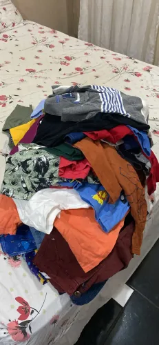 Lote de roupa menino tamanho 6 valor 260 o lote ou 10 reais a unidade
