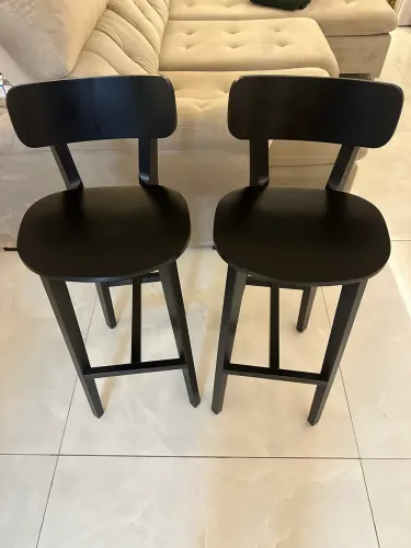 2 Banquetas Pretas Tok&Stok