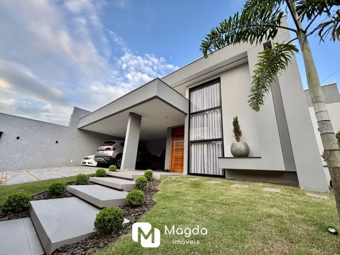 Casa à venda no bairro Garcia - Blumenau/SC