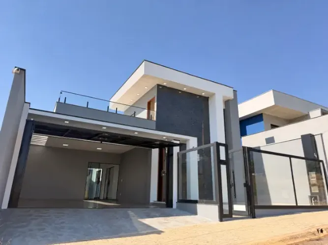 Casa em Vargem Grande do Sul, 4 dorm. sendo 2 suítes e 2 demi-suítes