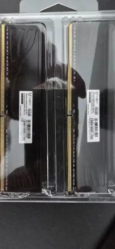 2 Pentes de Memoria DDR4 8gb