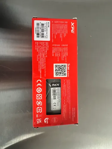 Memória RAM XPG Spectrix D50 8GB DDR4 3200MHz RGB