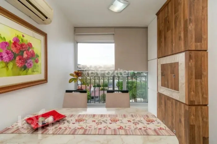 Imóvel para venda possui 68 m², com 2 quartos, bairro Jardim do Salso - Porto Alegre - RS