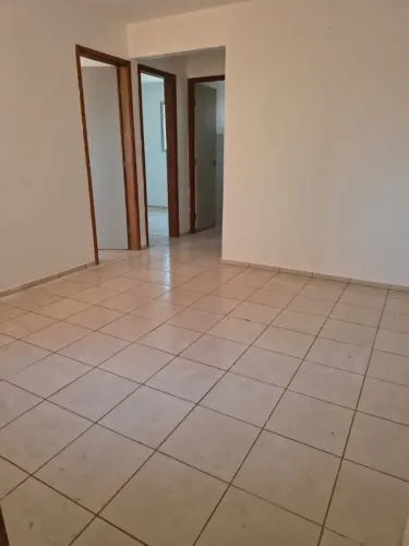 Apartamento para aluguel com 2 quartos no Condomínio Paris, próximo ao Shopping Sul