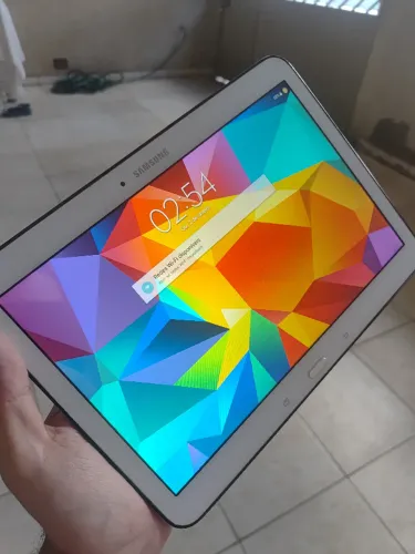 Tablet Samsung Galaxy Tab 4 10.1 (SM-T530) - Android Atualizado