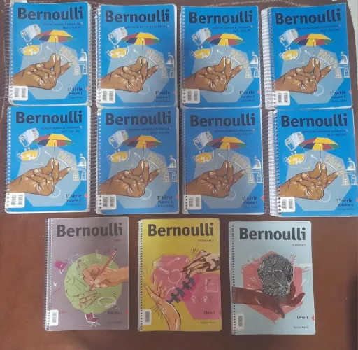 Kit 1 ano ensino médio Bernoulli, 2025, com questoes do Enem e SSA1