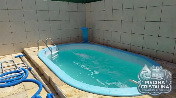 Limpeza de piscinas