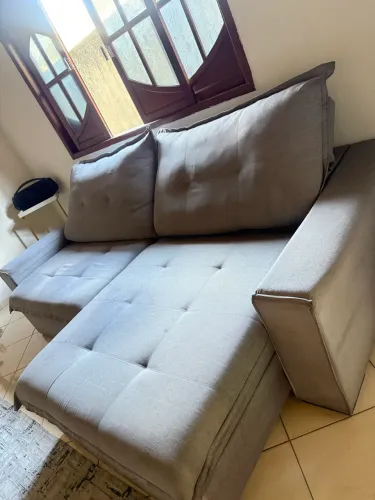 Sofá semi novo linho
