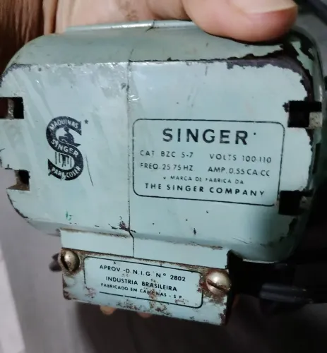 Motor de máquina de costura singer