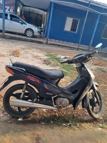 Vendo moto biz 100 2004