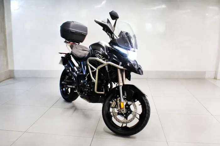Moto de garagem