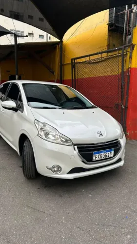 Peugeot 208 Active Pack 1.6 Flex 16V 5P Aut. 2015