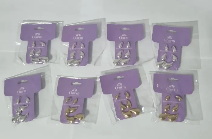 Kit de Brincos gotas folheados modernos e atemporais