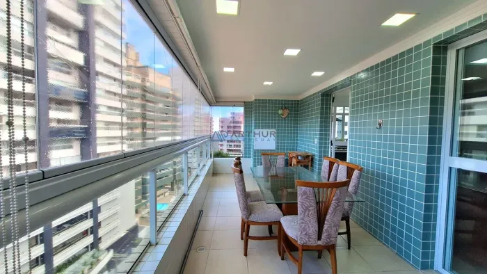 Apartamento à venda no Canto do Forte em Praia Grande