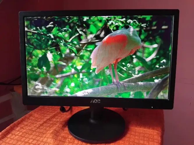 Vendo Monitor Usado