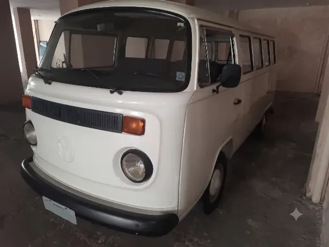 Volkswagen Kombi Standard/ Luxo/ Serie Prata 1991