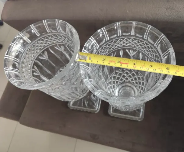 Par de Vasos em Cristal Lapidado