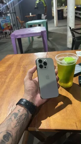 iPhone 16 pro