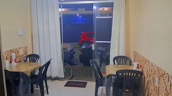 Aluga-se loja comercial em Arraial do Cabo - valor mensal: R$1.800,00