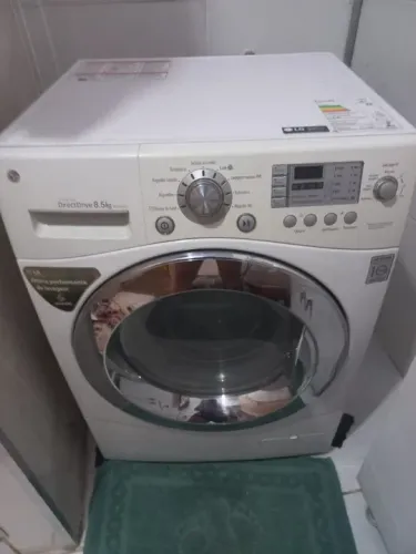 Lava e Seca LG 8.5 kg Semi-Nova