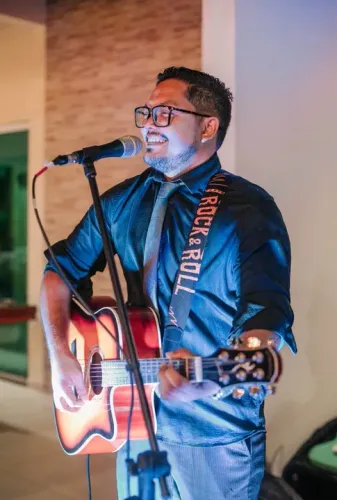 Músico para festas fim de ano - agenda aberta 