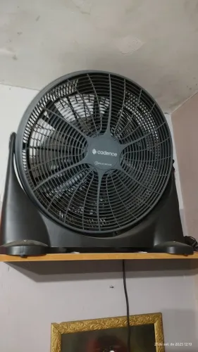 Ventilador de Piso/Mesa Cadence Ventilar Circular Potente