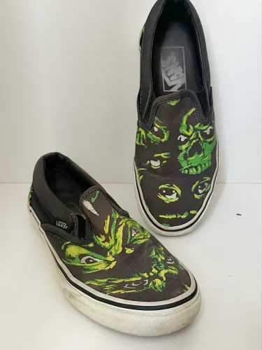 Tênis Vans slip on eyes in the dark edição limitada
