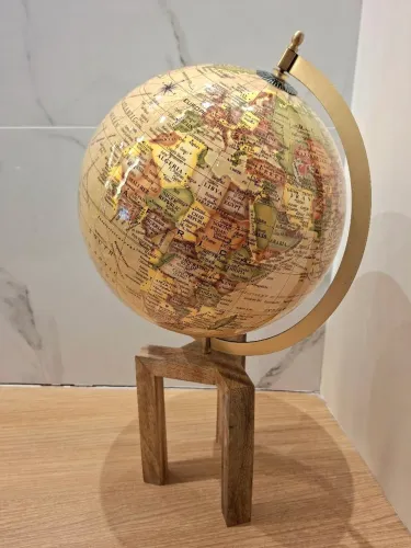 Globo Terrestre Decorativo com Base de Madeira
