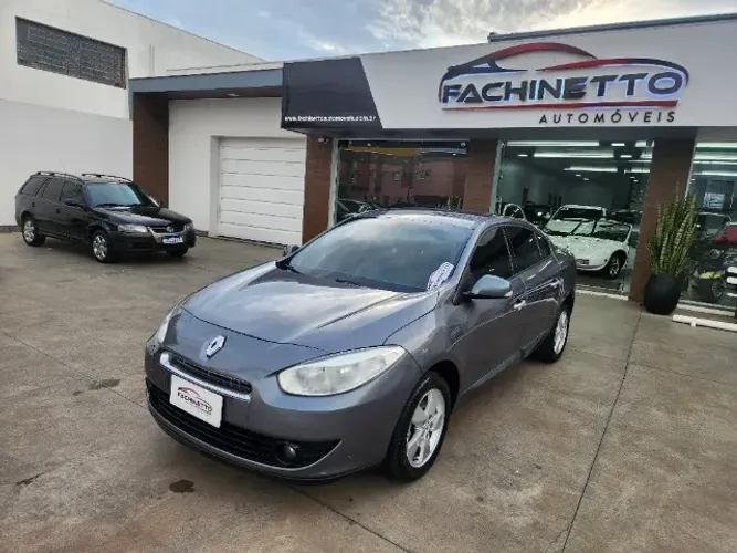 Fluence Dynamique 2.0 Aut. com multimidia, bem conservado